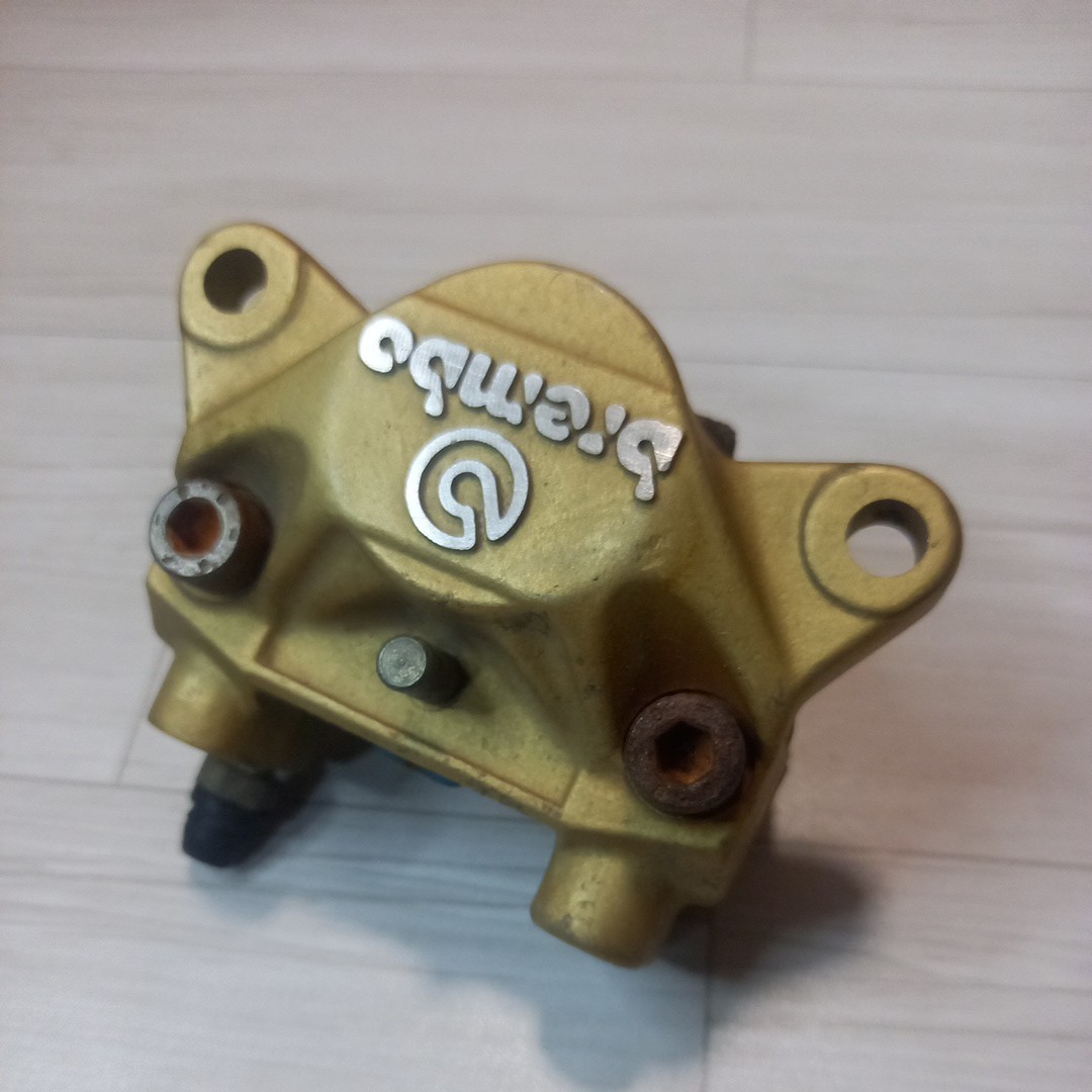ブレンボ | Brembo DAX125(22-23 カニ図鑑 ブラック34パイ brembo カニ
