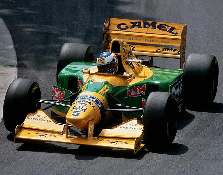 1:18 ベネトン B193 サンマリノGP キャメル仕様 M.シューマッハ #5