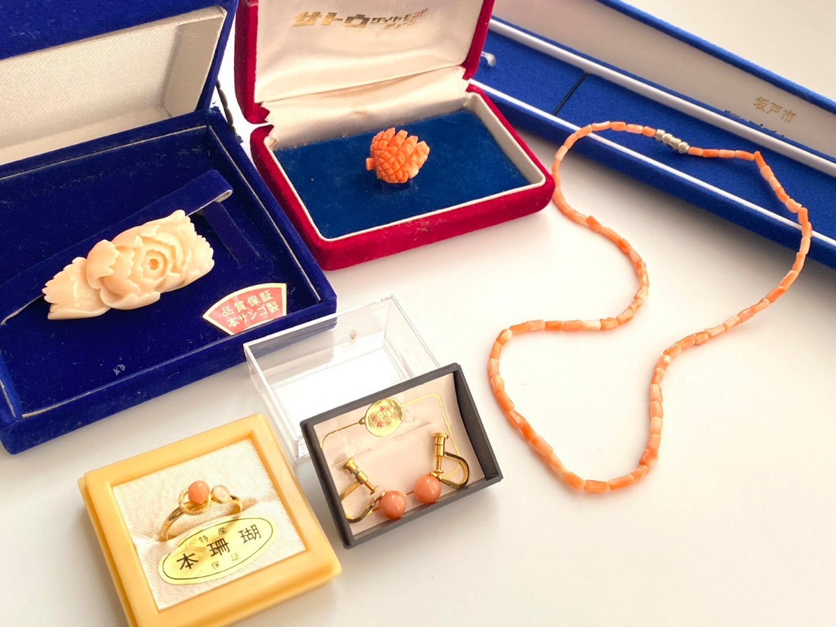 サンゴ アクセサリー ネックレス イヤリング 指輪 ストラップ まとめ売り 珊瑚 5点セット 本珊瑚 コーラル サンゴ 指輪 ネックレス イヤリング