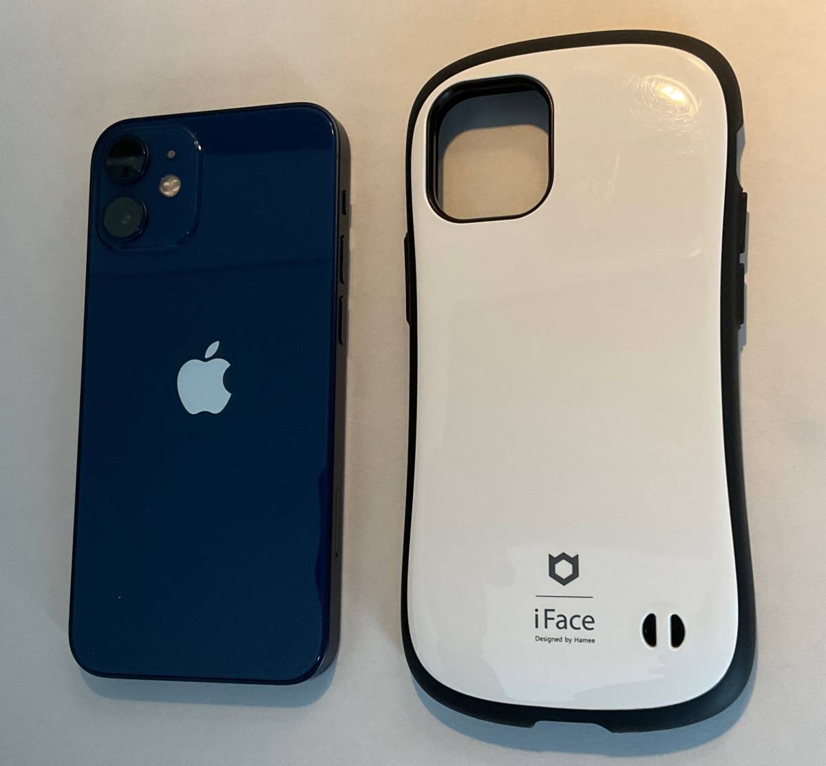 限定SALE，お得 Apple iPhone12mini 64GB Blue バッテリー92％ iFaceケース他おまけ付き■SIMフリー【送料無料】