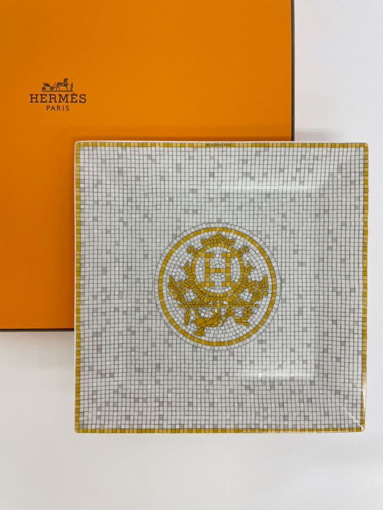 ☆本物/正規品☆HERMES エルメス モザイク ヴァンキャトル 15cm スクエアプレート 高級 食器 お皿 プレゼント 専用箱付き 未使用品