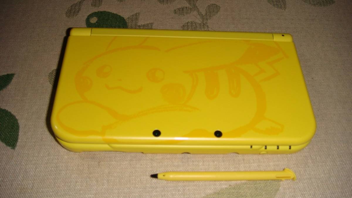 Newニンテンドー3DSLL ピカチュウ イエロー LL Newニンテンドー3DS
