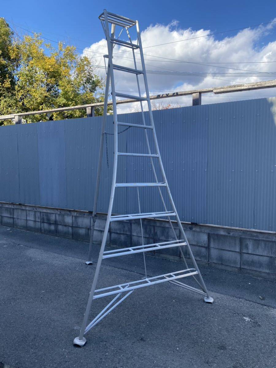 【ALINCO 三脚脚立 KWA-300B 高さ2m97cm 最大使用100kg】 楽天市場】アルインコ/ALINCO アルミ園芸三脚 KWX-300 天板高さ：2.90m