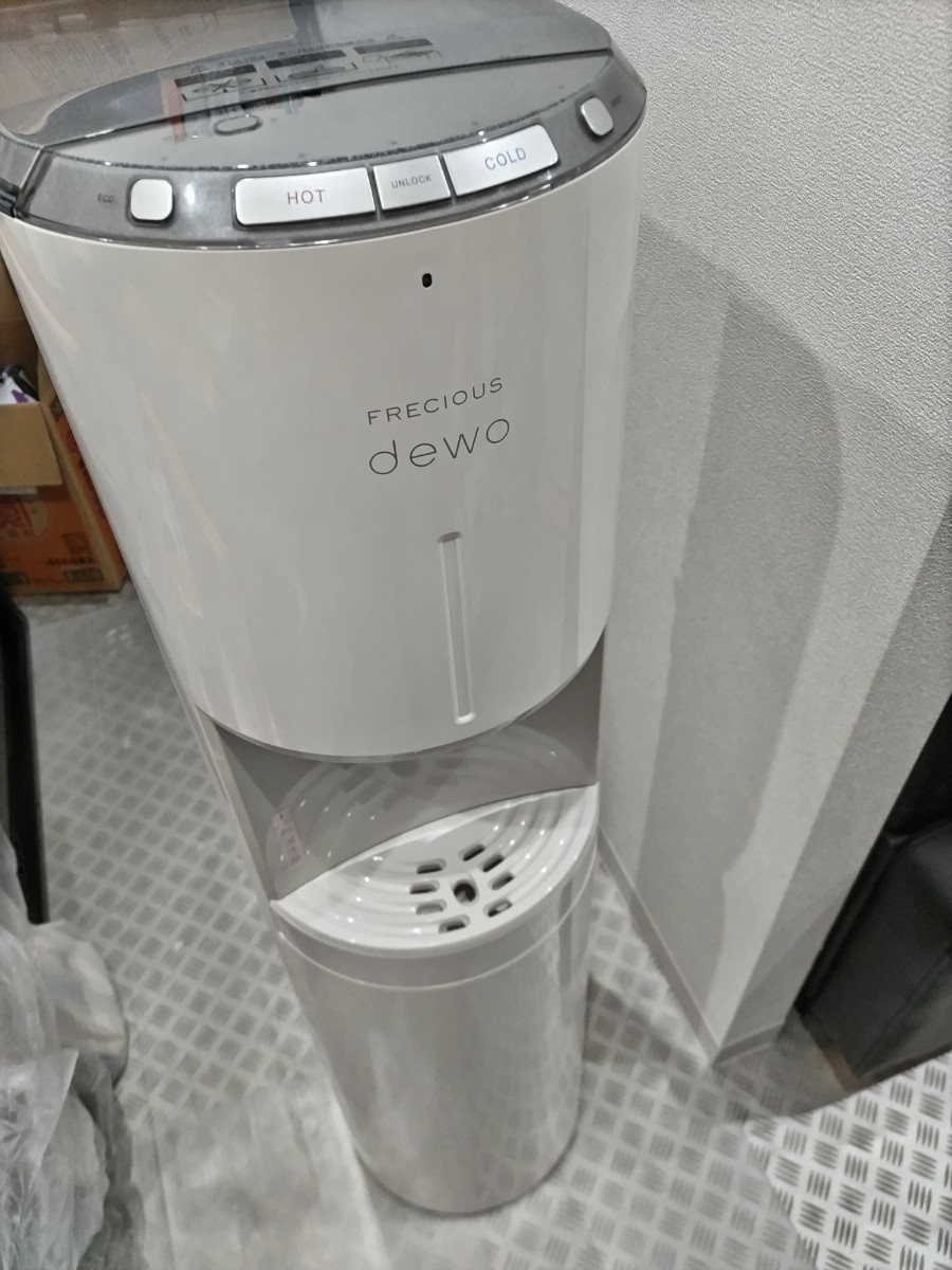 dewo ウォーターサーバー 温水・冷水供給 BSS-310 フレシャス ウォーターサーバー dewo型式 ホワイト BSS-310 dewo ii