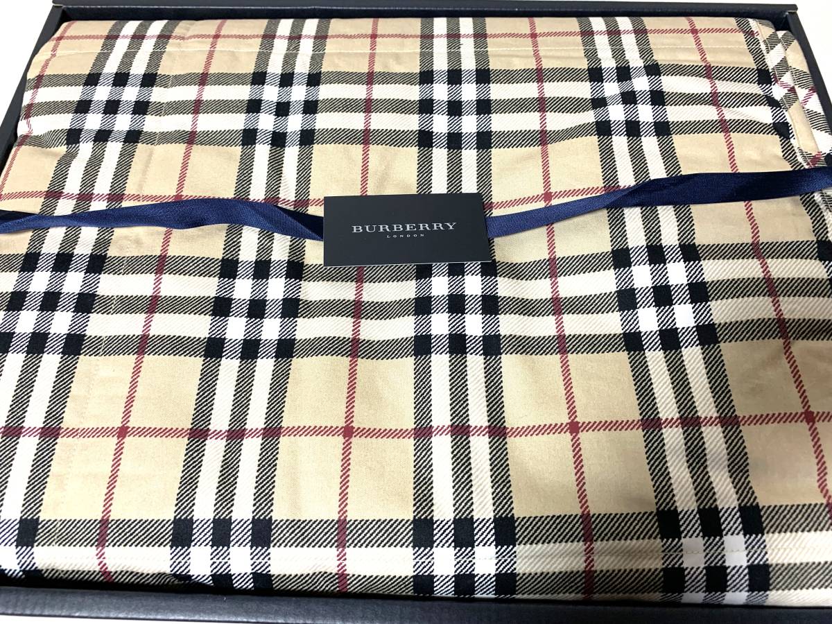 箱付き！BURBERRY バーバリー ノバチェック 羽毛ひざ掛け BURBERRY バーバリー 羽毛ひざ掛け ノバチェック 150x70cm ダウン70