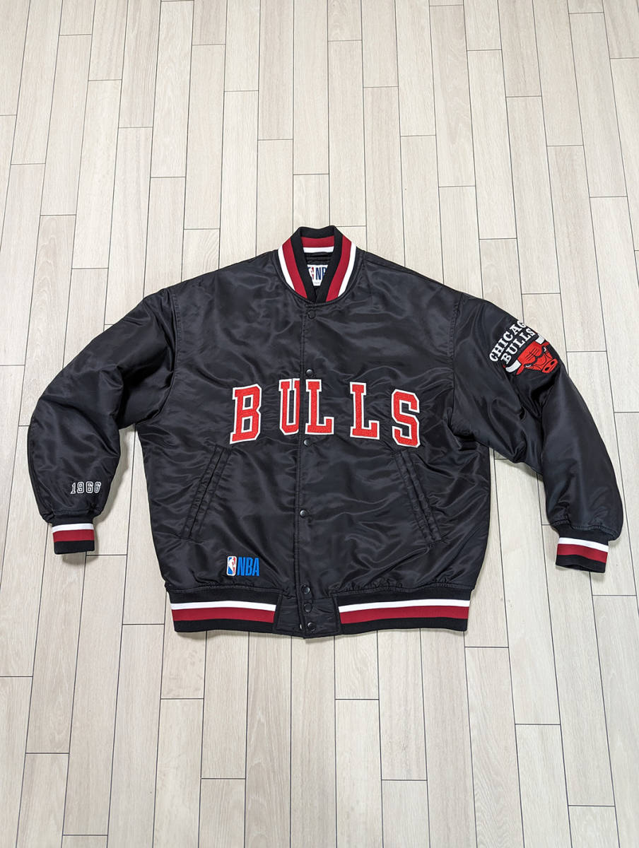 美品 2022年 定価33000円 フリークスストア BULLS シカゴブルズ バスケ 