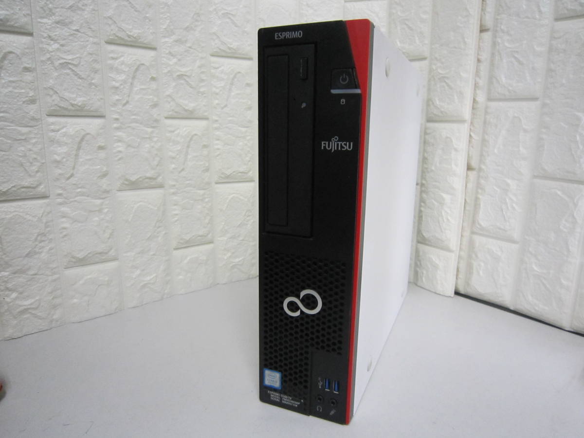 ESPRIMO D588⁄TX Fujitsu D588⁄T i3 Desktop : 0 富士通 (TX) Windows