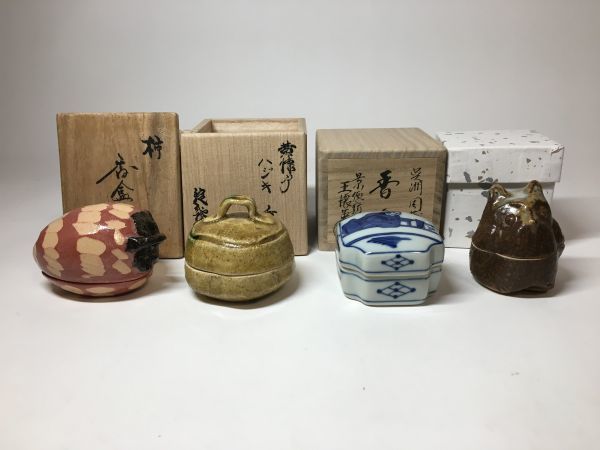 旧家蔵出 茶道具 柿 織部 景徳鎮 楽山 狸 香合 ( 表 裏 千家 而妙斎 即