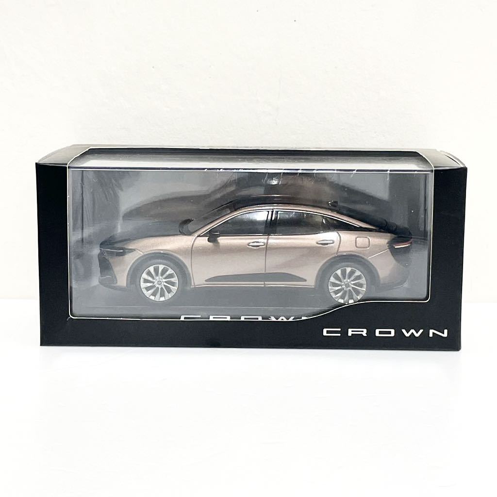 60-17□未開封 1円～ TOYOTA CROWNトヨタ クラウン 1/30 ダイキャスト
