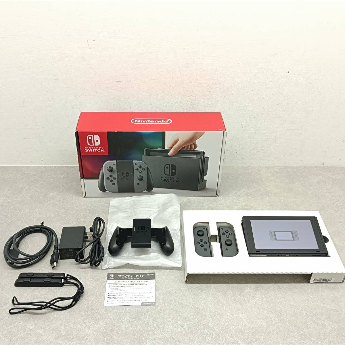 070 A 【中古・一部ジャンク】ニンテンドーSwitch グレー 初期型 本体