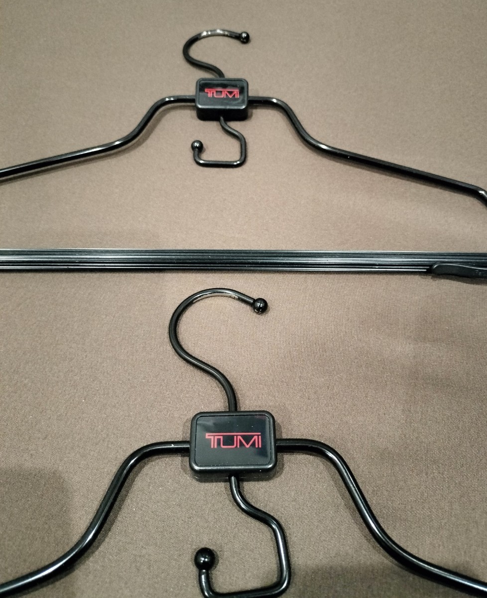 TUMIハンガー 2個セット TUMI ハンガー トゥミ 生活雑貨 0 tumiの通販