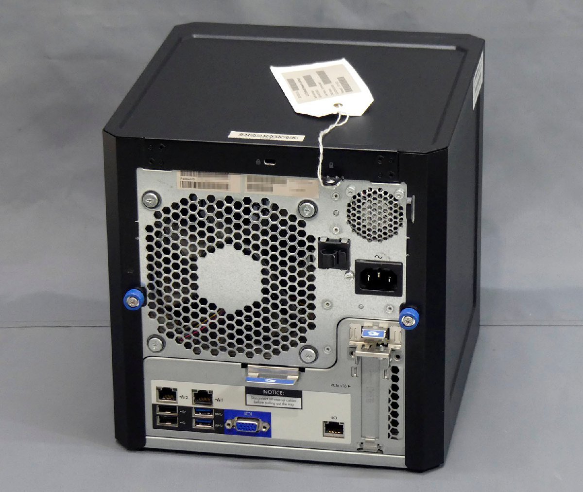 HP ProLiant MicroServer Gen8 CPU Xeon E3-1220L V2 (2.30GHz) HDD4TB
