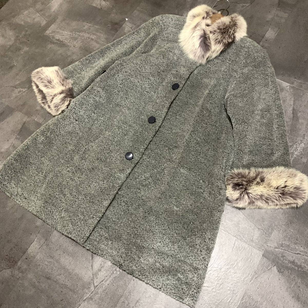 レディース 【極美品】Guy Laroche ギラロッシュ リバーシブルコート 
