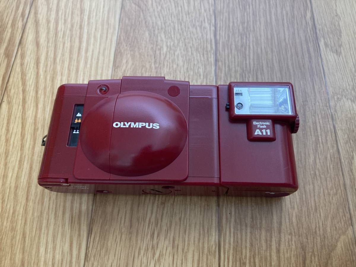 OLYMPUS XA2 A11 Flash Red Compact Film Camera レッド 赤