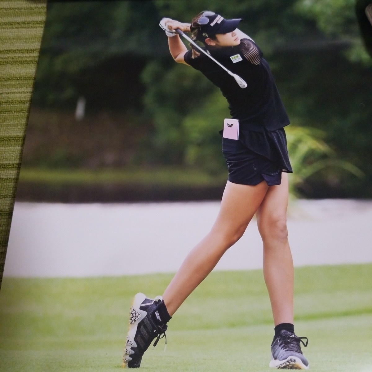 原英莉花オリジナル壁掛けカレンダー 2025 日通(芸能人、タレント 送料