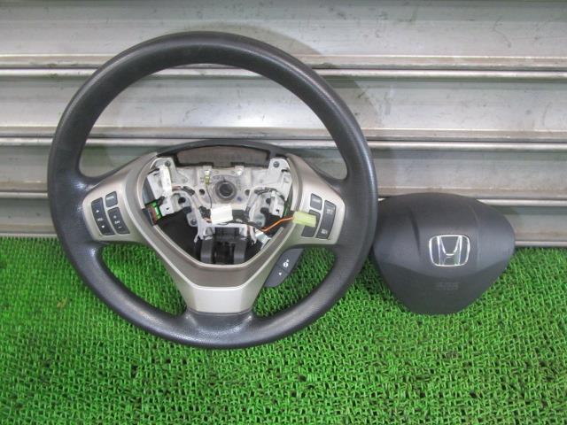 フリードスパイク DAA-GP3 ステアリングホイール ハンドル 78501-SYY-N61ZA 77810-SFM-N80ZA /40730