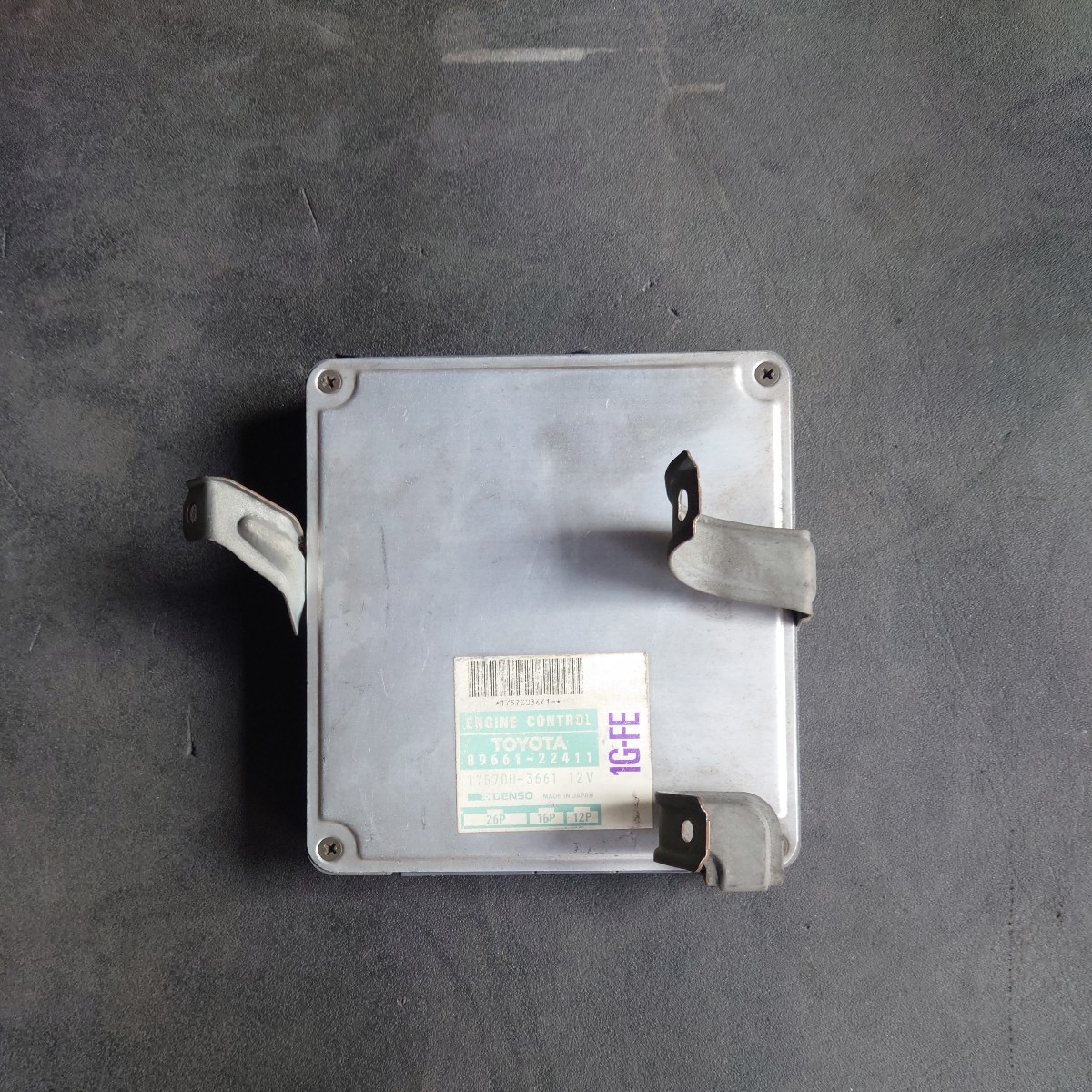 トヨタエンジンコントロールGX81 GX70G マーク２チェイサークレスタ　１Ｇ系エンジン用　ECU 89661-22411 