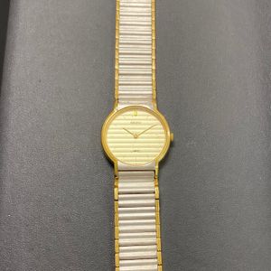 SEIKO 5P30のYahoo!オークション(旧ヤフオク!)の相場・価格を見る 