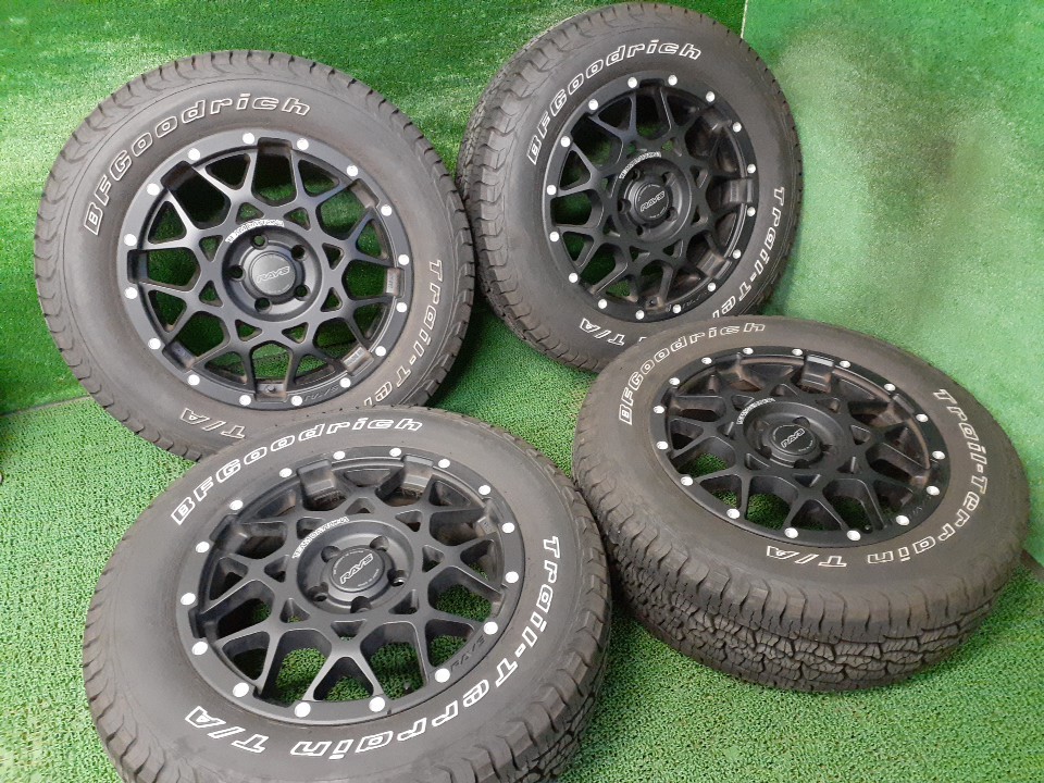 RAYS DAYTONA M8 デイトナ 17×7J PCD114.3/5穴 BFGoodrich Trail