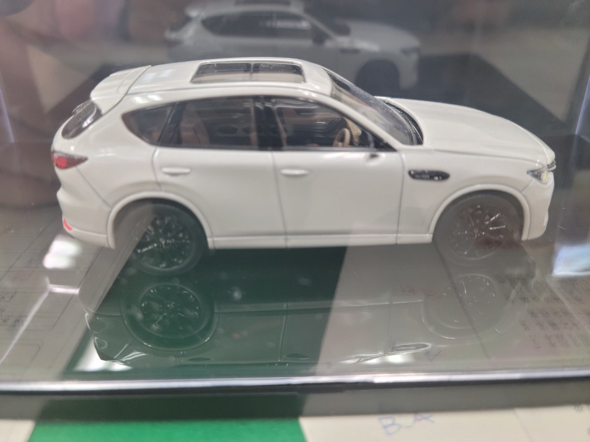 マツダ　CX-60 純正　ミニカー　ロジウムホワイト_3