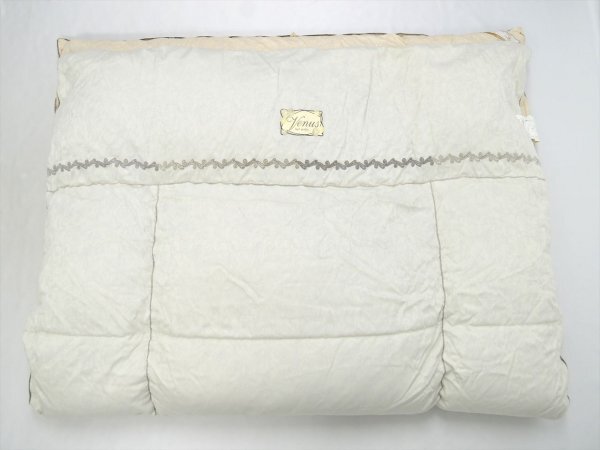 KM551○中古品○MIYABI 雅の会 羽毛掛け布団 表地 ヨコ糸 絹100