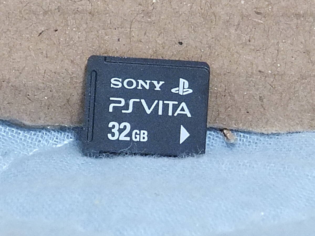 SONY PSVITA用 32GB メモリーカード_1