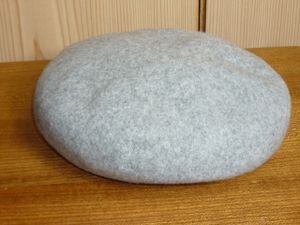 J88★新品★ Nuance (ニュアンス)皇室御用達ブランド・サイズＭ【ベレー帽子・毛100％・