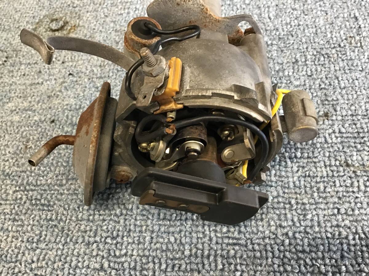 ダットサン 6気筒エンジン用 デストリビューター ディストリビューター