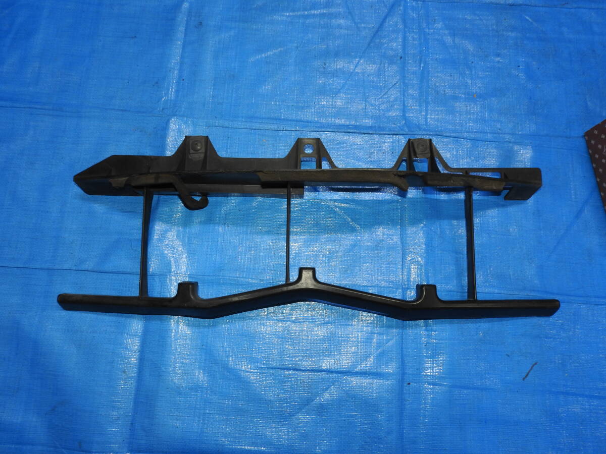 【送料無料，新品】 13 FD3S RX-7 4型 タイプRB 純正 エアガイド FD01-50-A21 フロント バンパー ASSY 13B ロータリー ターボ 13B-REW マツダ 後期 前期(フロント)｜売買されたオークション情報、yahooの商品情報をアーカイブ マツダ用