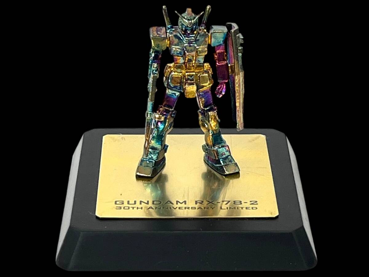 9T2☆非売品☆ 機動戦士ガンダム GUNDAM RX-78-2 純金ガンダム 30TH