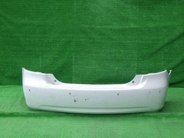 NZT260 ZRT260 ZRT265 ZRT261 プレミオ 純正リアバンパー リヤバンパー 白 パール 52159-20A80 NZT260 ZRT265 ZRT260 純正リアバンパー パーツ Premio