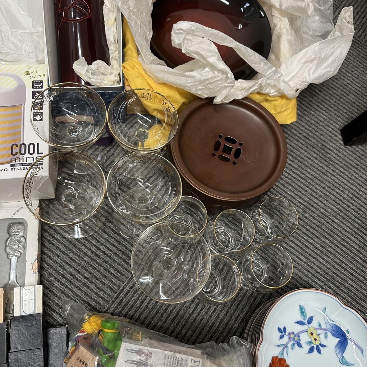 NA★1円〜遺品整理 現状品 色々おまとめ品 お宝あるかも 茶器 酒器 食器 花瓶 フォーク スプーン グラス 皿 漆器 ミッキー他_5