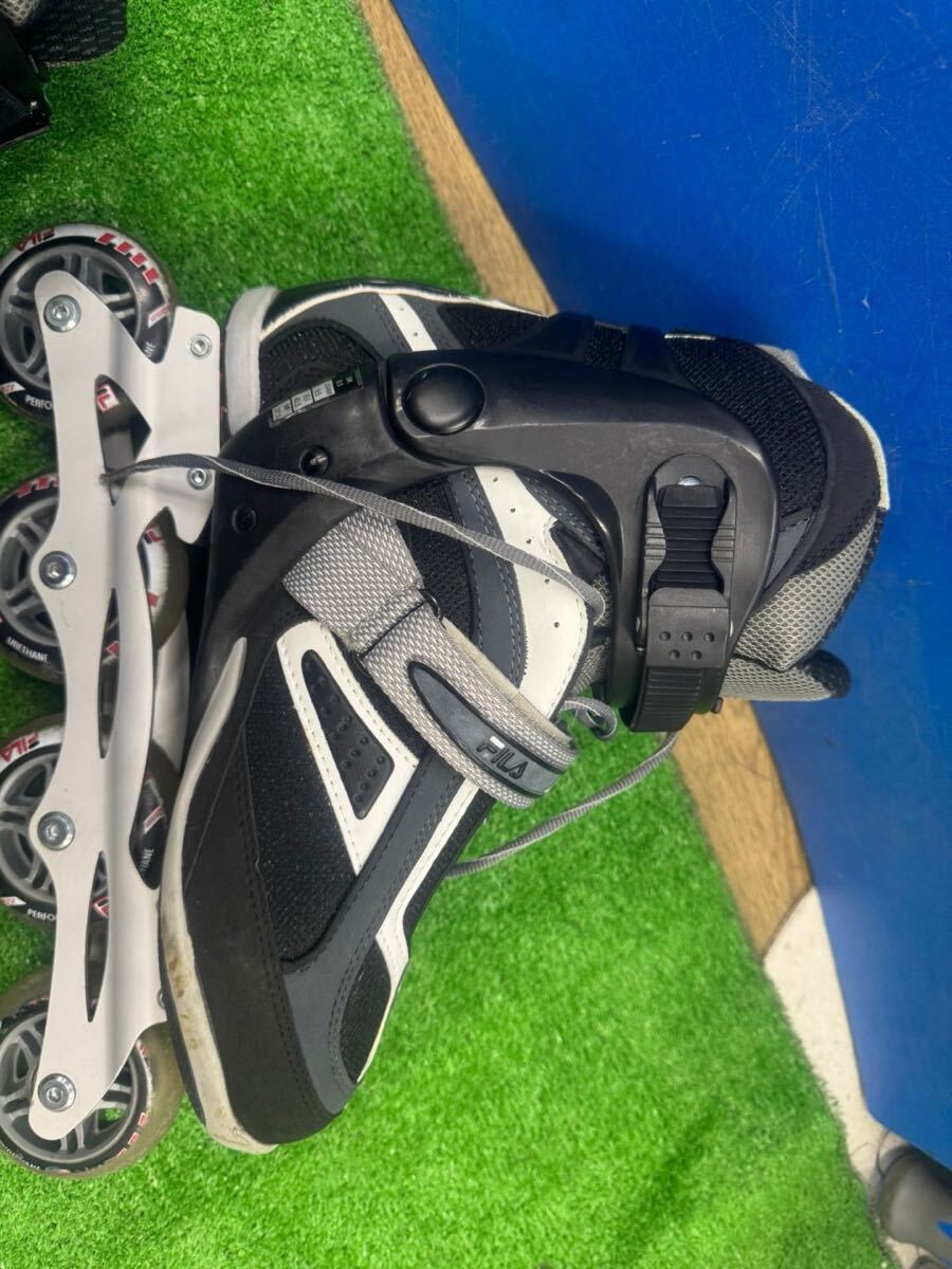 ○E9518 FILA フィラ　インラインスケート　26cm○_6