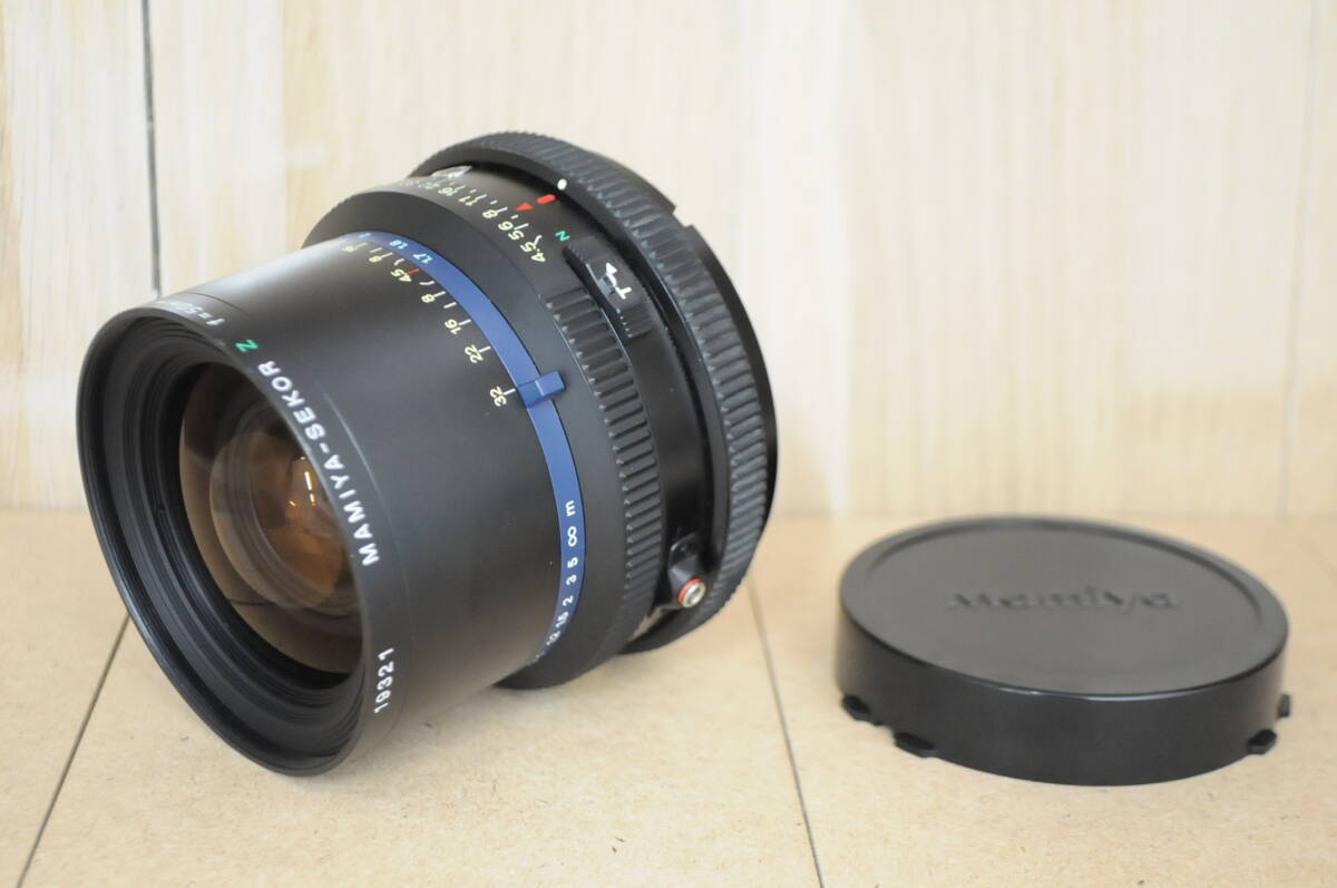 Z Mamiya Sekor W 50mm Lens RZ67 f⁄4.5 for System {77} |