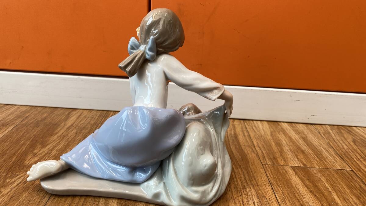 LLADRO リアドロ リヤドロ 人形 置物 5688 「風邪をひかないように