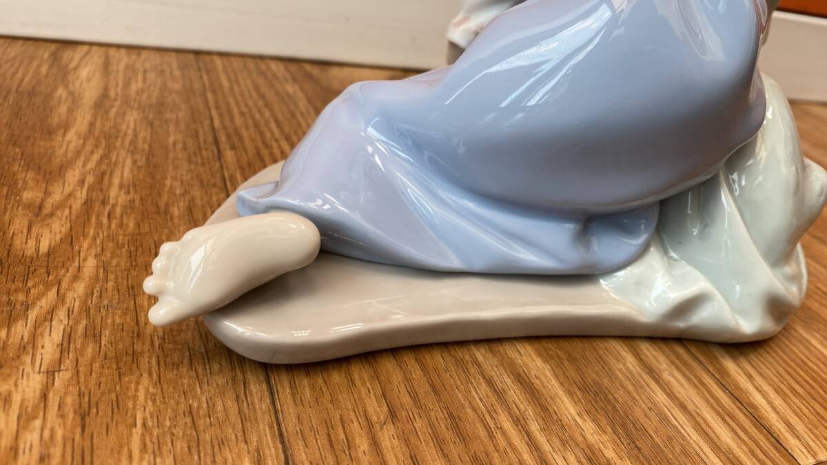 LLADRO リアドロ リヤドロ 人形 置物 5688 「風邪をひかないように
