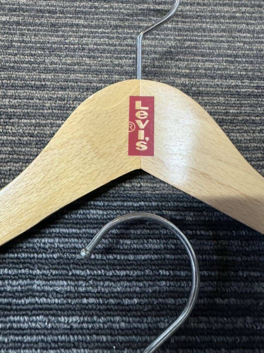 非売品 Levi's 木製ハンガー 上下セット リーバイス (リーバイス