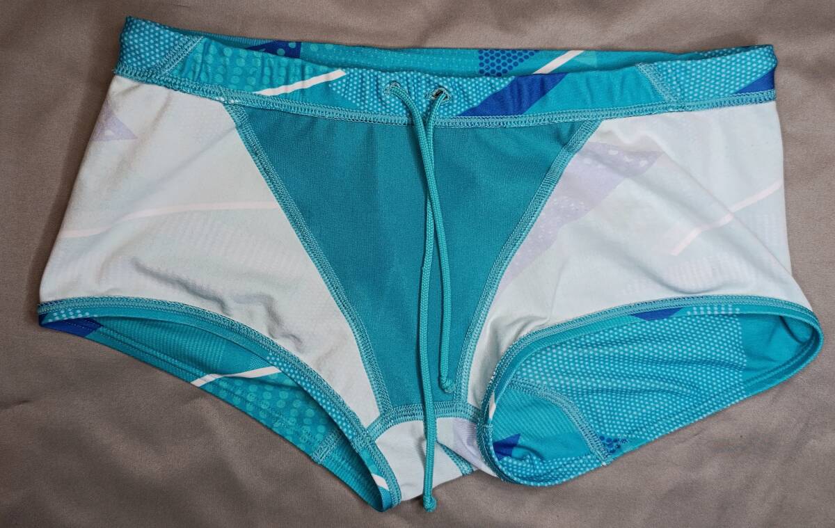 中古】asics 競パン Vパン 競泳水着 Sサイズ(Sサイズ以下)｜売買された
