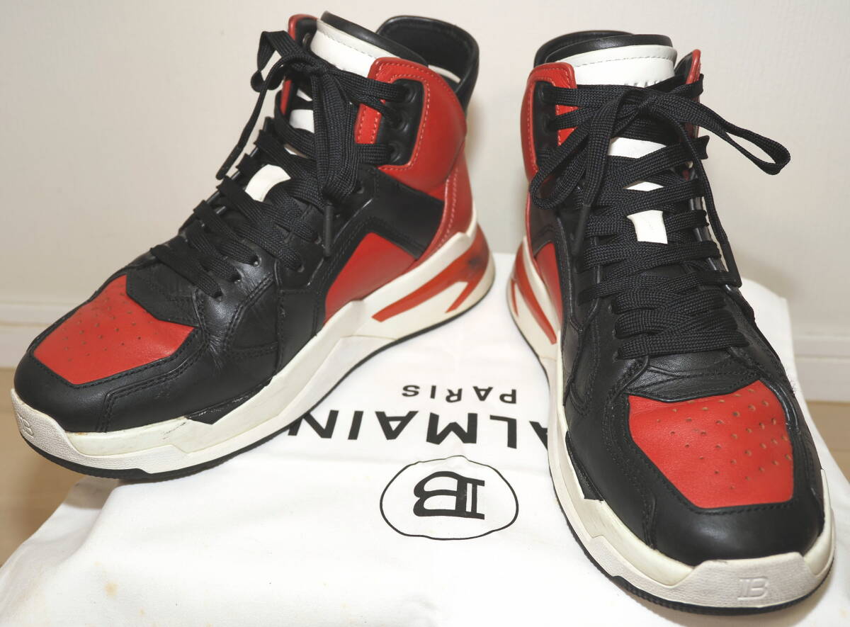 BALMAIN（バルマン）ハイカットスニーカー バルマン FARFETCH 