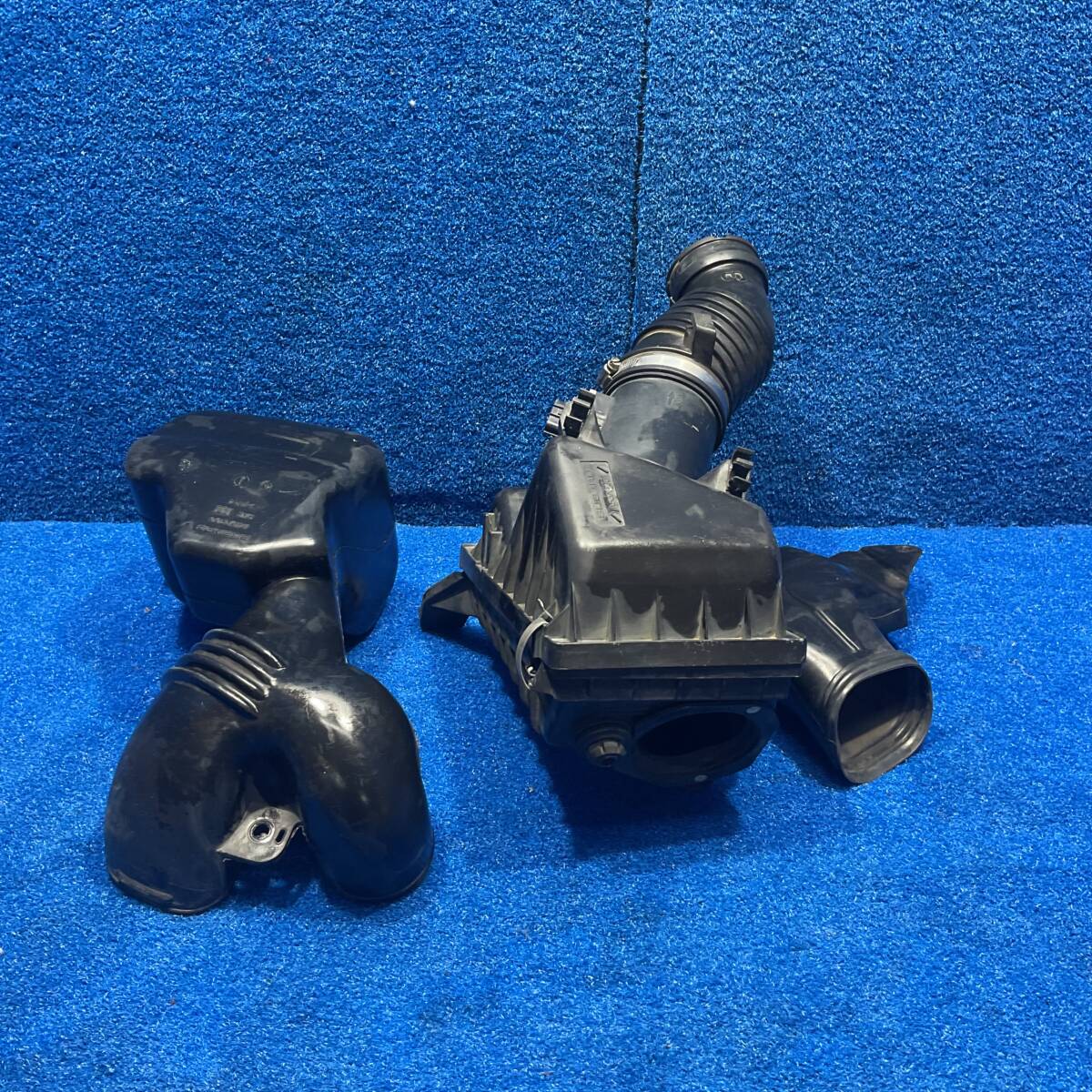 [AK-0024393][Z3]H12 スバル インプレッサ WRX STI GC8 4D セダン　『　エアクリーナーボックス ダクト パイプ　』　590984 インプレッサ | SUBARU 1&frasl;18 IG3539 MZP457BL