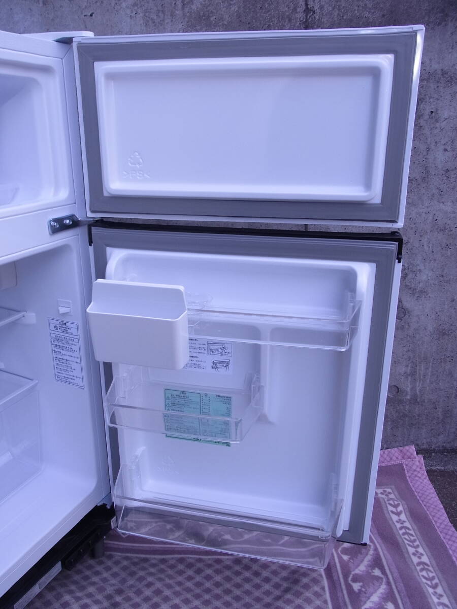 展示品 Hisense 冷蔵庫 HR-G36E3W 358L 2024年製 HR-G36E3W 358L Hisense 展示品 冷蔵庫 2024年製 3ドア冷蔵庫