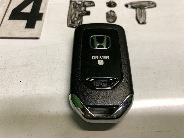 送料無料】GR3 フィット E:HEV 後期 純正 スマートキー/キーレス 2