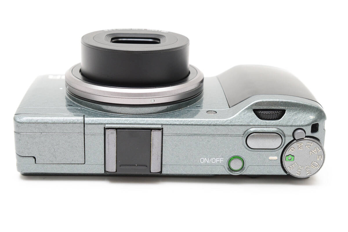 FUJIFILM FinePix S9800 4.3-215 1:2.9-6.5 コンパクトデジタルカメラ 