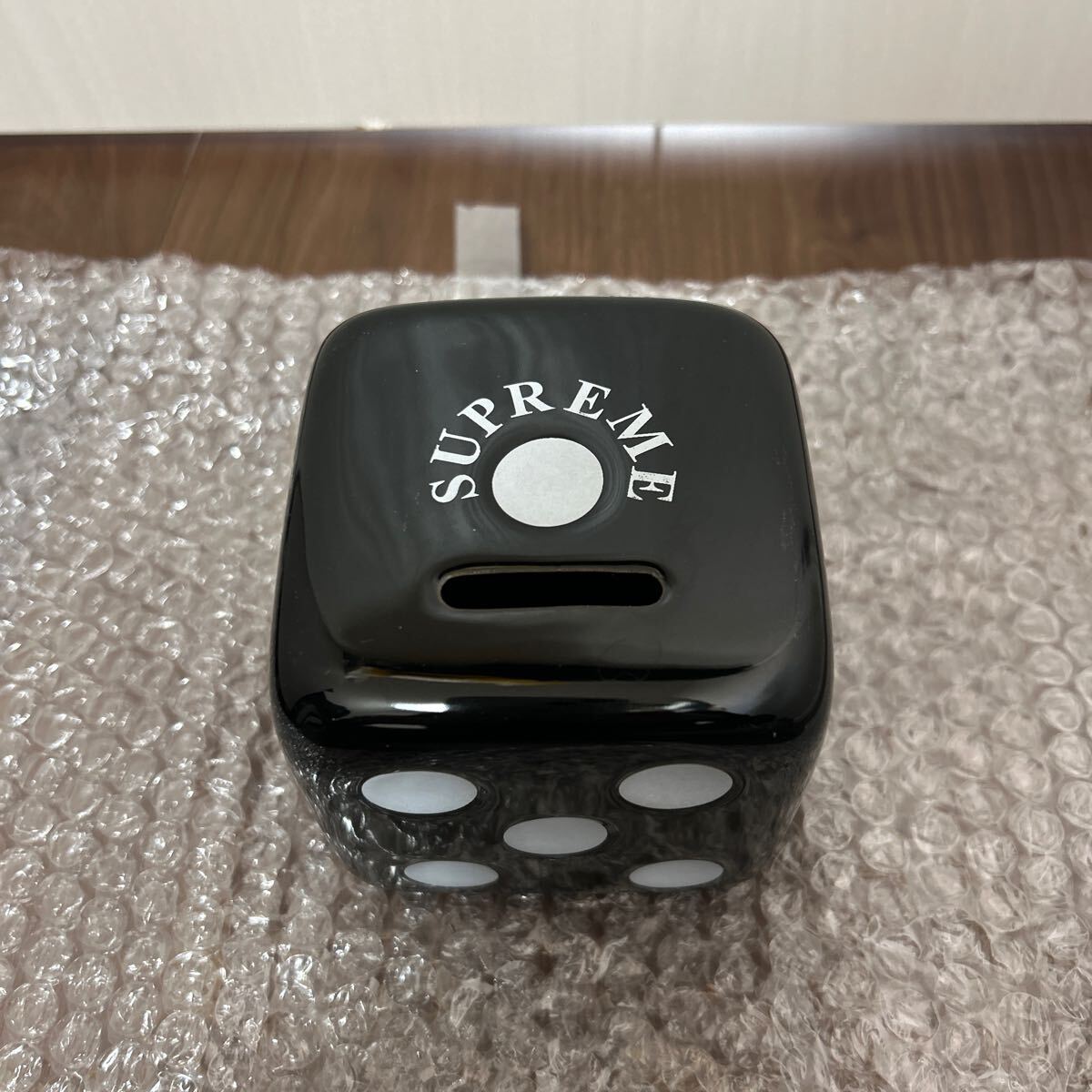 Supreme】ダイス 貯金箱 セラミック 黒 / Ceramic Dice Coin Bank 11aw 