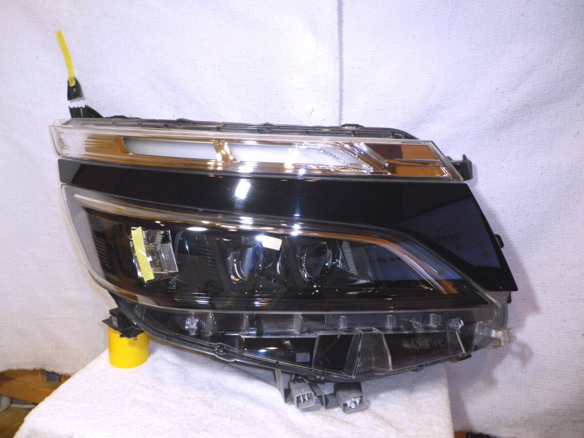 V23 後期 エアロ系 煌 打刻K LED ヴォクシー ZRR80W 左ヘッドライト 左