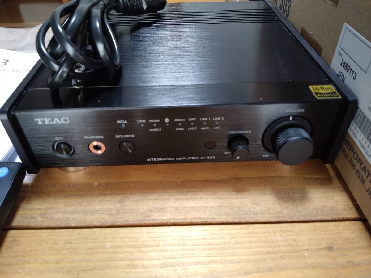 TEAC AI-303-B TEAC Amplifier AI-303 CD-P750DAB Player Aqipa