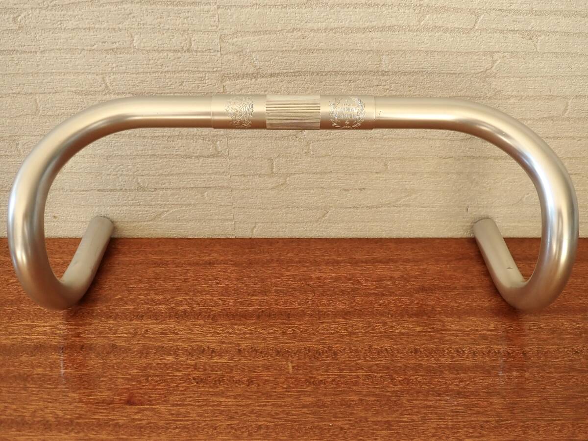  旧ロゴ Cinelli Campione del Mondo チネリ チャンピオン デュ モンド Mod.63 ドロップハンドル 380mm ヴィンテージ(ビンテージパーツ)｜売買されたオークション情報、yahooの商品情報をアーカイブ公開 - ビンテージパーツ