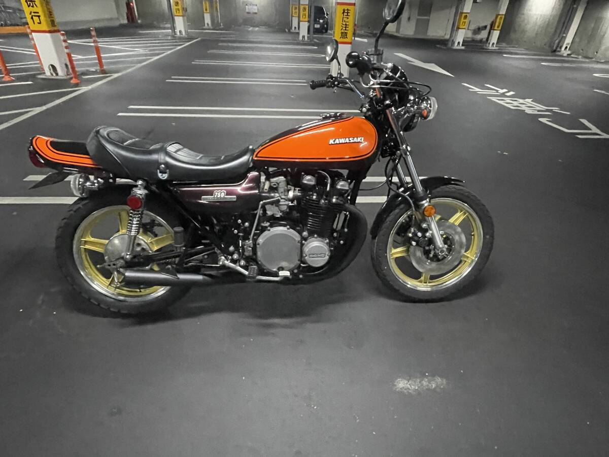 JMCフロントフェンダー フロントフェンダー ロゴ⁄穴有 Z750FX⁄MK-2