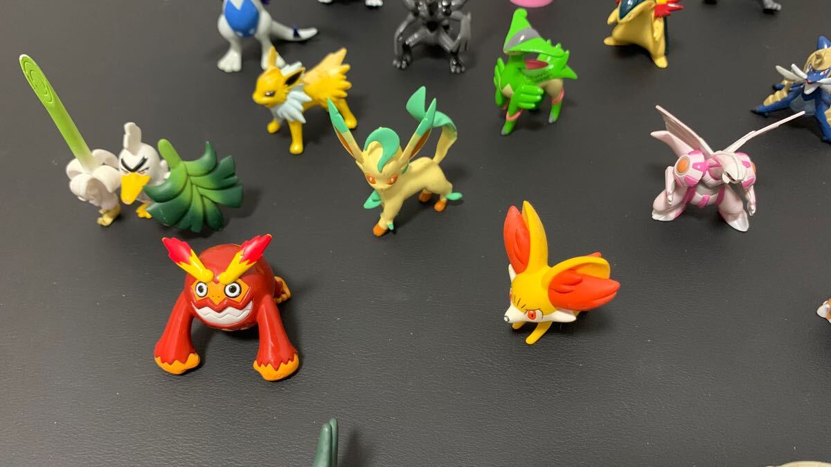 モンコレ｜商品情報｜ポケットモンスター｜タカラトミー