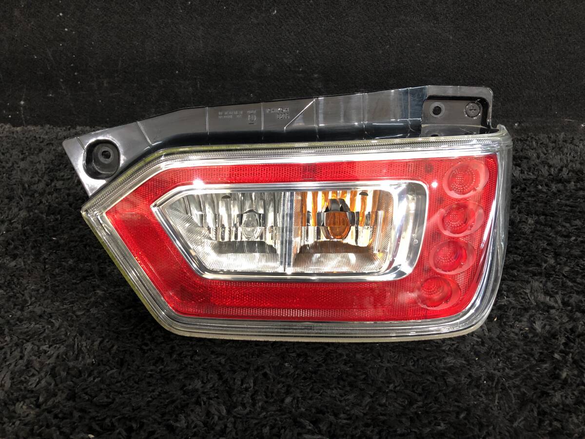 ワゴンR ハイブリッド 右テールライト 右テールランプ MH35S MH55S